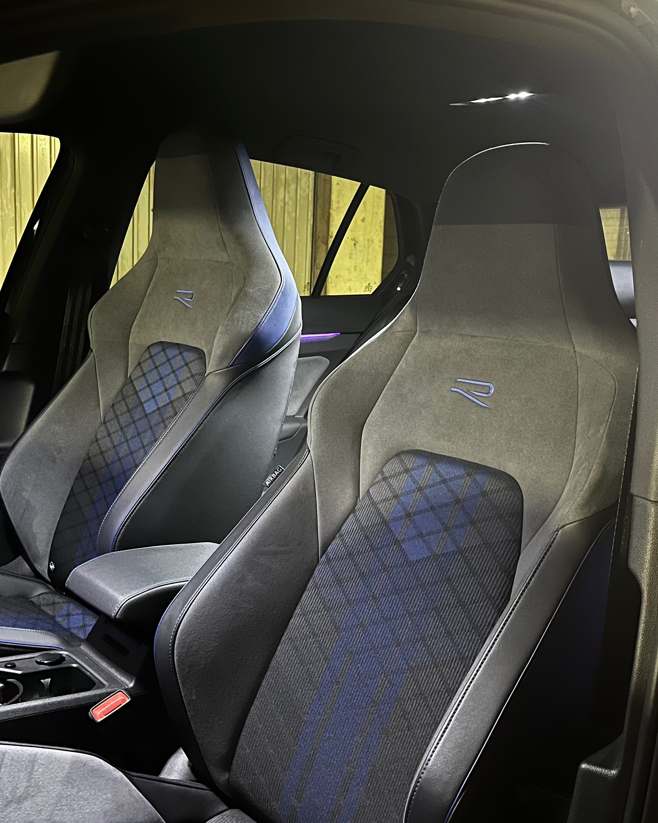 Volkswagen Golf 8R Performance 2024